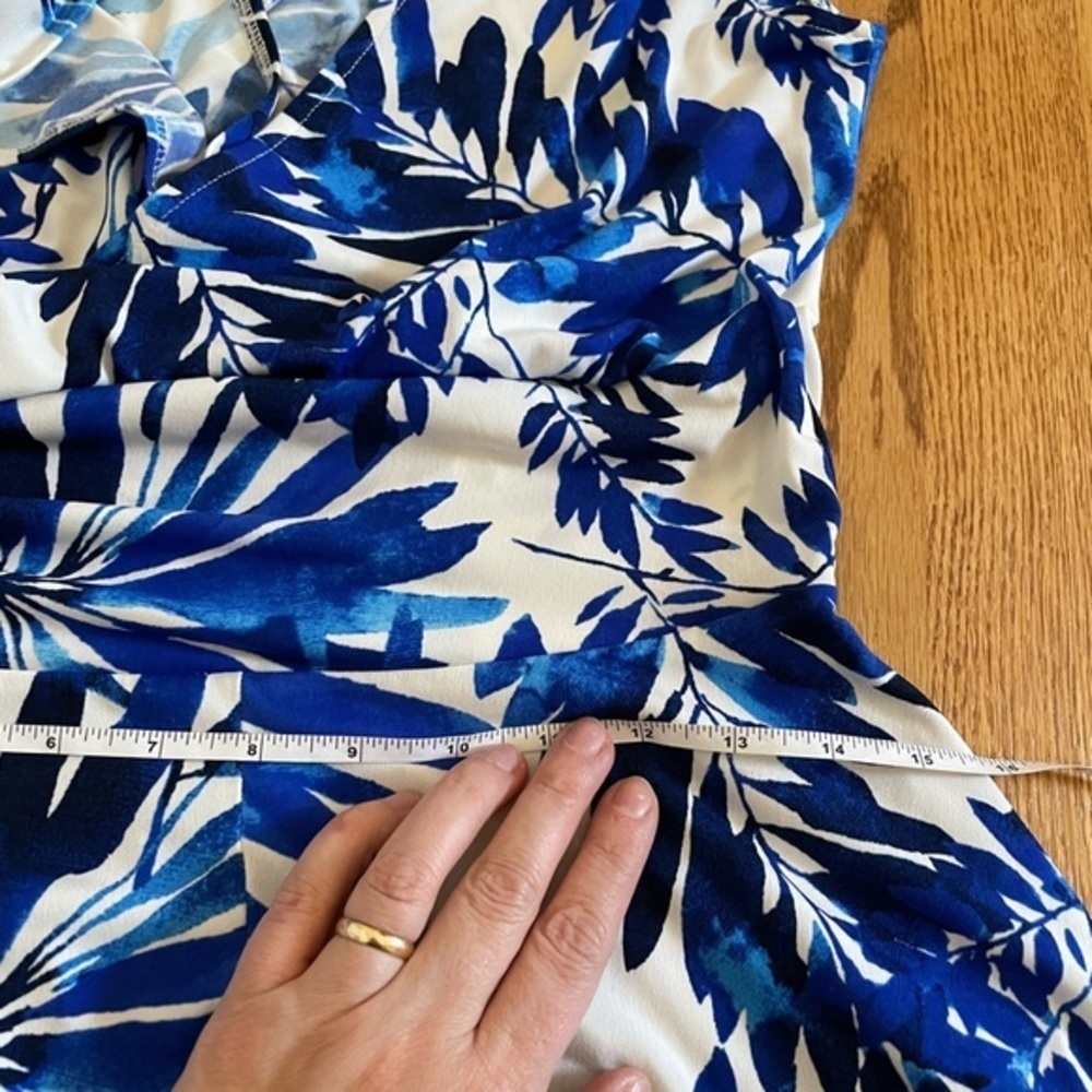 Maggy London Size 8 Blue & White Floral Midi Faux-Wrap Dress - Picture 7 of 8